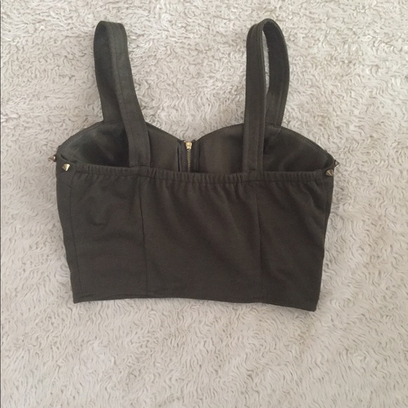 Cropped Push-up Top - Picture 2 of 4